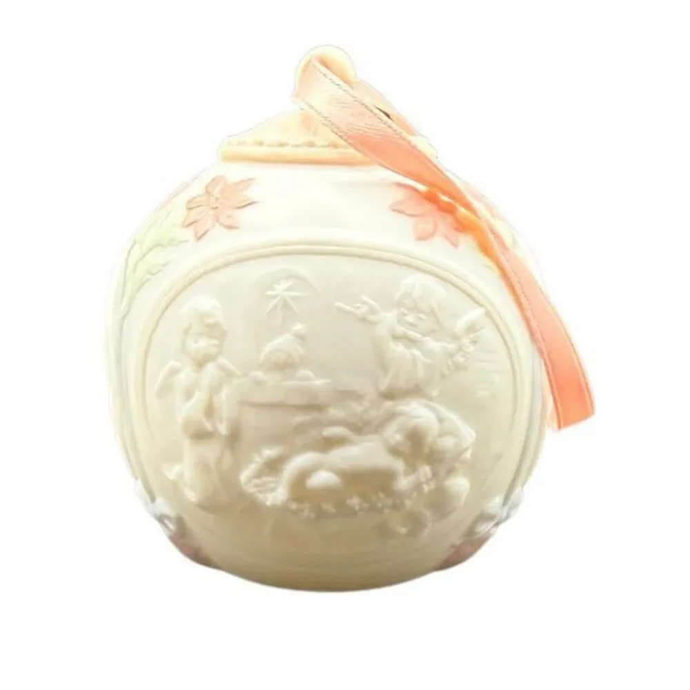 Lladró 1996 Annual Christmas Ball Porcelain Ornament .